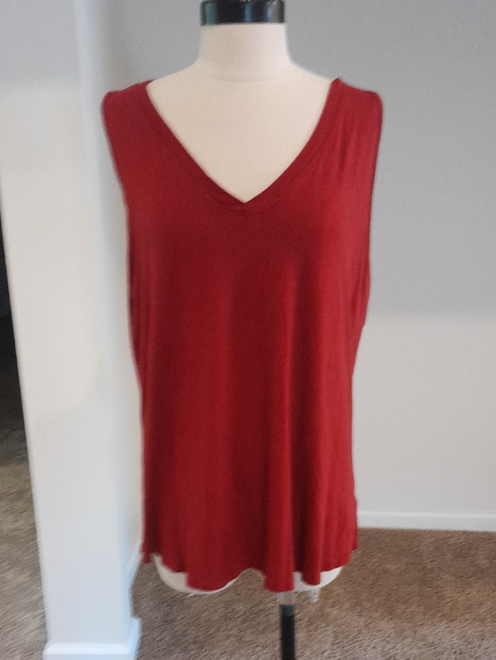 Maurices Red V-Neck Sleeveless Tank